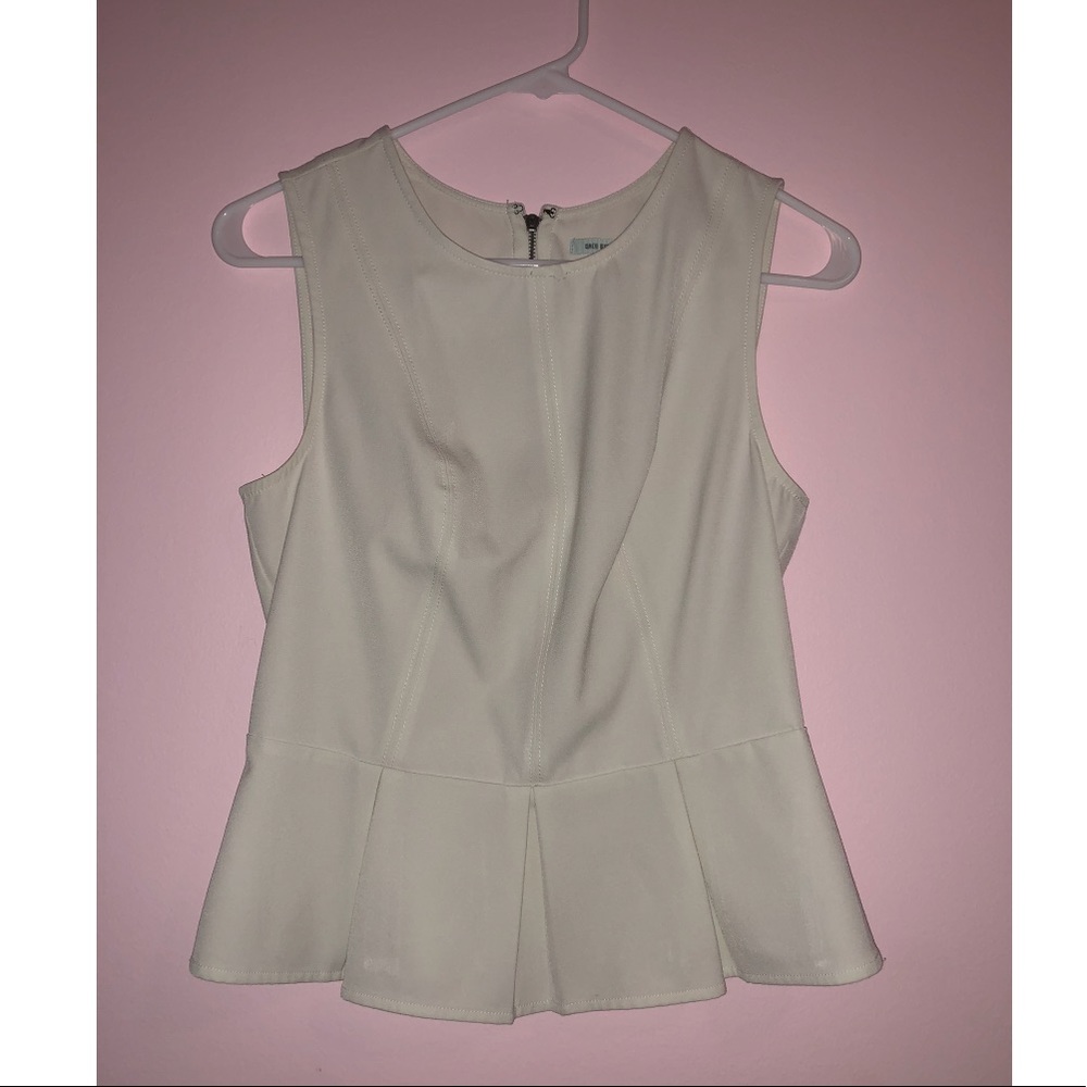 White urban outfitters peplum top